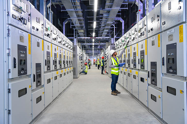 廣州富士康超視堺(康寧項(xiàng)目)電氣安裝工程32X1600KVA高壓配電工程
