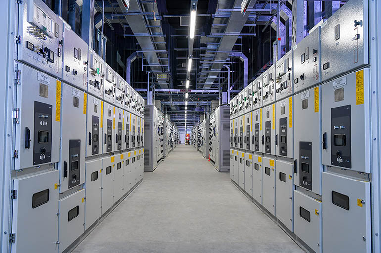 廣州富士康超視堺(康寧項(xiàng)目)電氣安裝工程32X1600KVA高壓配電工程